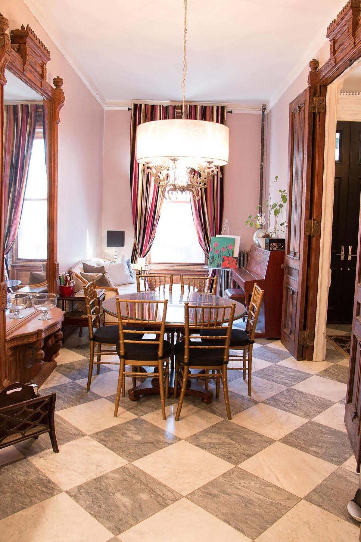 255West Guesthouse New York Eksteriør billede